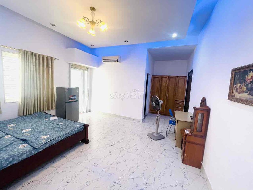 Cho thuê phòng trọ gò vấp 30m2 ban công cửa sổ