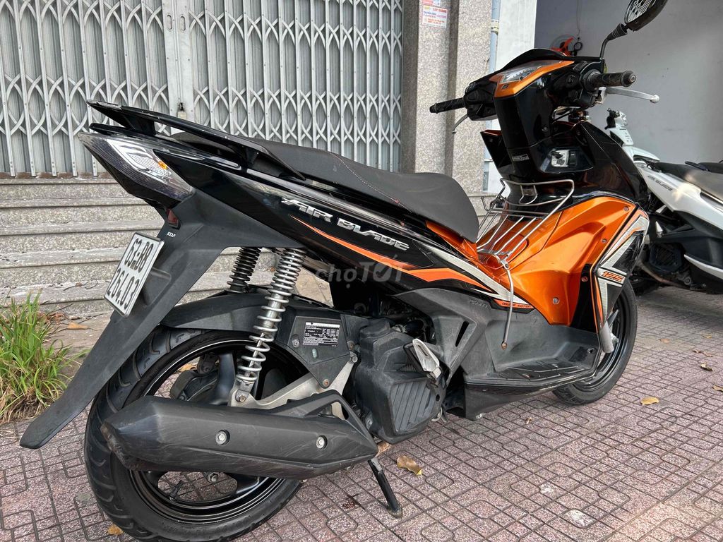 Honda AB 125fi máy zin êm chính chủ. Mua bán Xe máy tại Thành phố Mỹ Tho Tiền Giang được đăng bởi Trân Phong hình 8