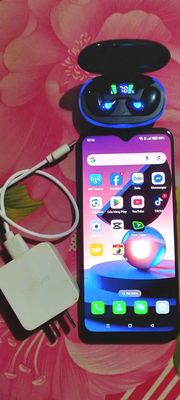 Cần bán con OPPO Reno3