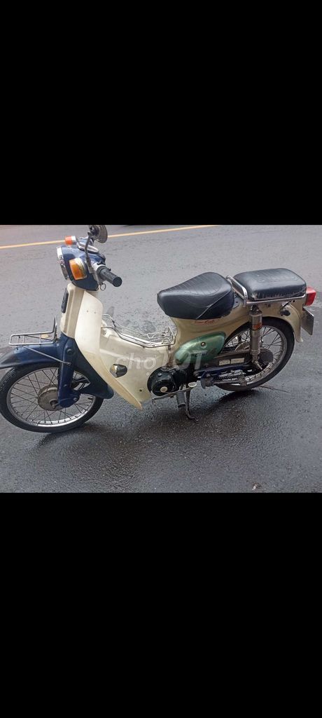 Honda Cub 92 đèn lòi Fi fun xăng điện zin trùm mền. Mua bán Xe máy tại Quận 10 Tp Hồ Chí Minh được đăng bởi văn phúc  hình 4