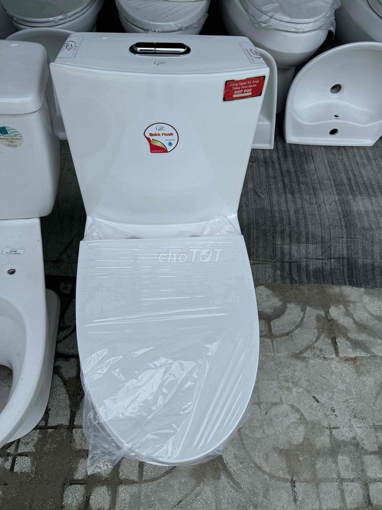 Bồn cầu 1khối còn đẹp 🚽🚽🚽