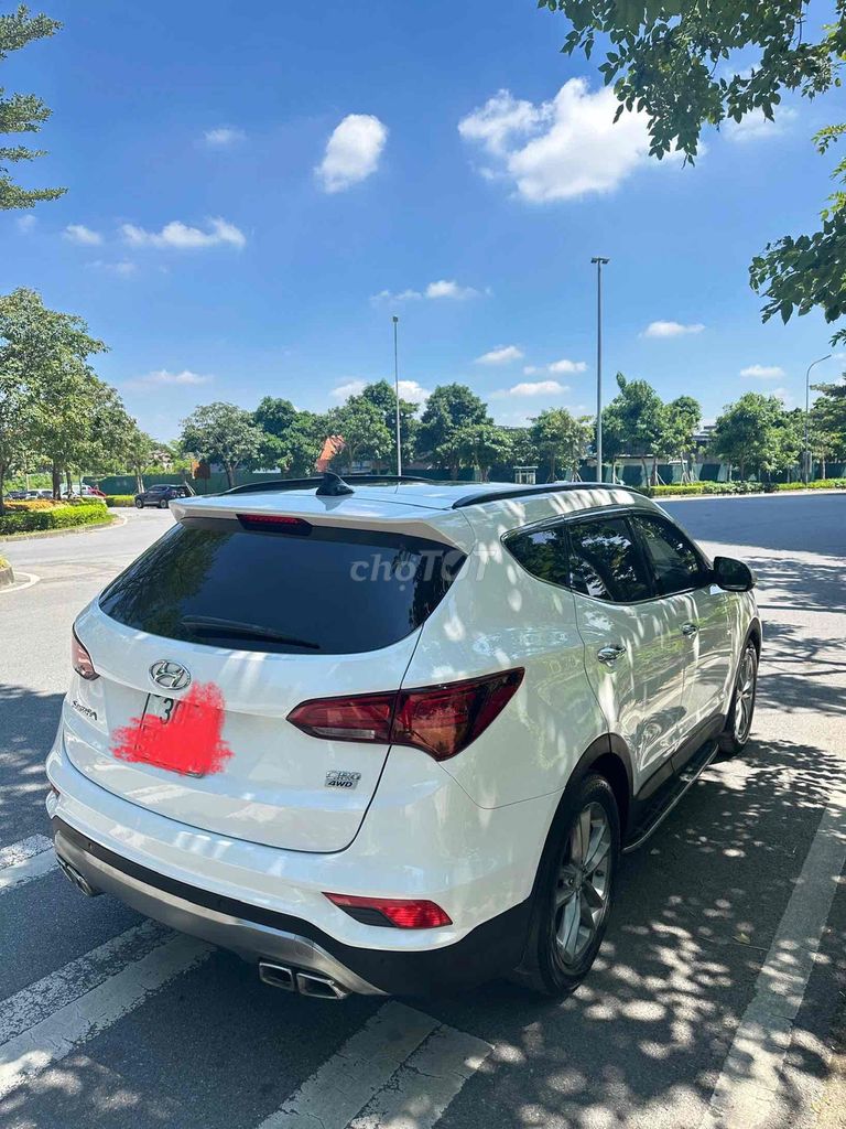 Hyundai Santa Fe 2.2 CIRD 4WD - 170000 km. Mua bán Ô tô tại Quận Hoàng Mai Hà Nội được đăng bởi Phạm Lân hình 4