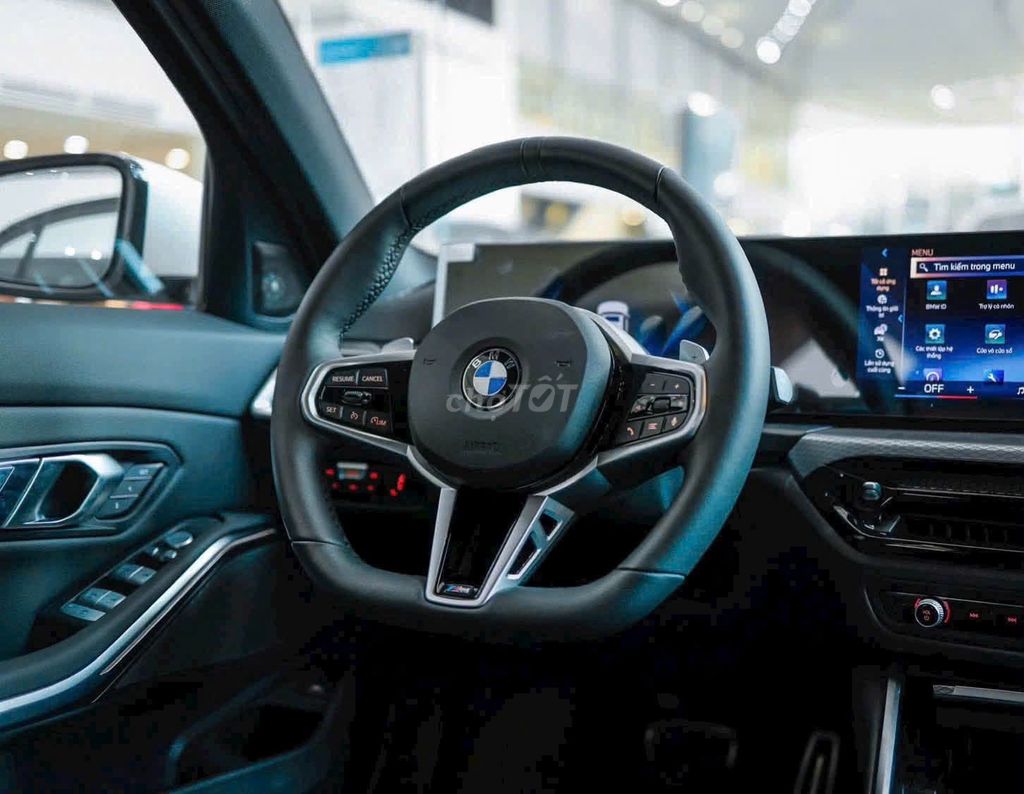 BMW 330i M Sport — Скидка 300 млн