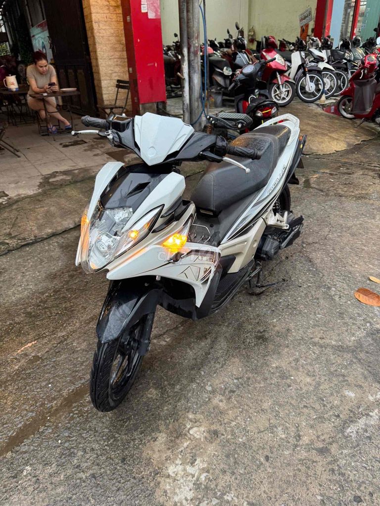 xe yamaha novo5. Mua bán Xe máy tại Thành phố Dĩ An Bình Dương được đăng bởi Cửa Hàng Xe Máy Hoàng Minh hình 5