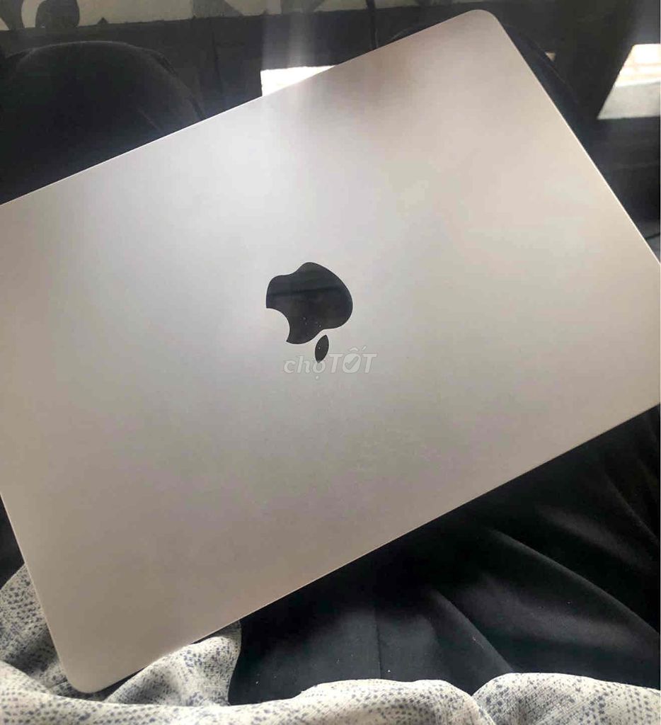 Giảm giá Máy tính xách tay Apple Bạc. Mua bán Laptop tại Quận Tân Bình Tp Hồ Chí Minh được đăng bởi minh hình 1