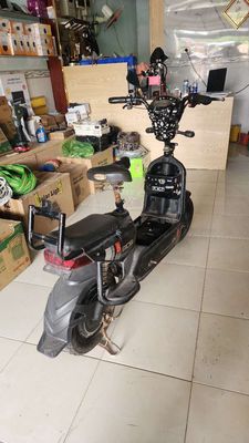 Xe đạp điện màu đen, pin 54V 15Ah. Mua bán Xe điện tại Thành phố Thuận An Bình Dương được đăng bởi Nguyễn quan Thái