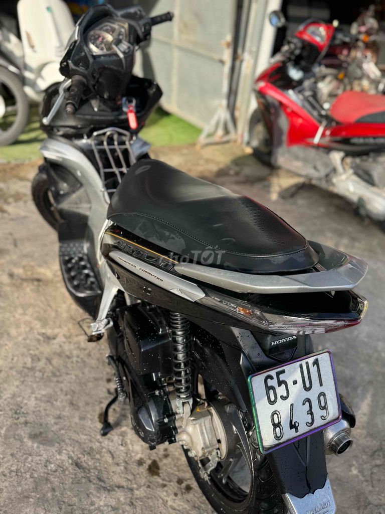 Honda Ab 110/ Fi 2009/ Zin Cọp Bs65. Mua bán Xe máy tại Quận Bình Thuỷ Cần Thơ được đăng bởi CỬA HÀNG XE MÁY VŨ Fi hình 2