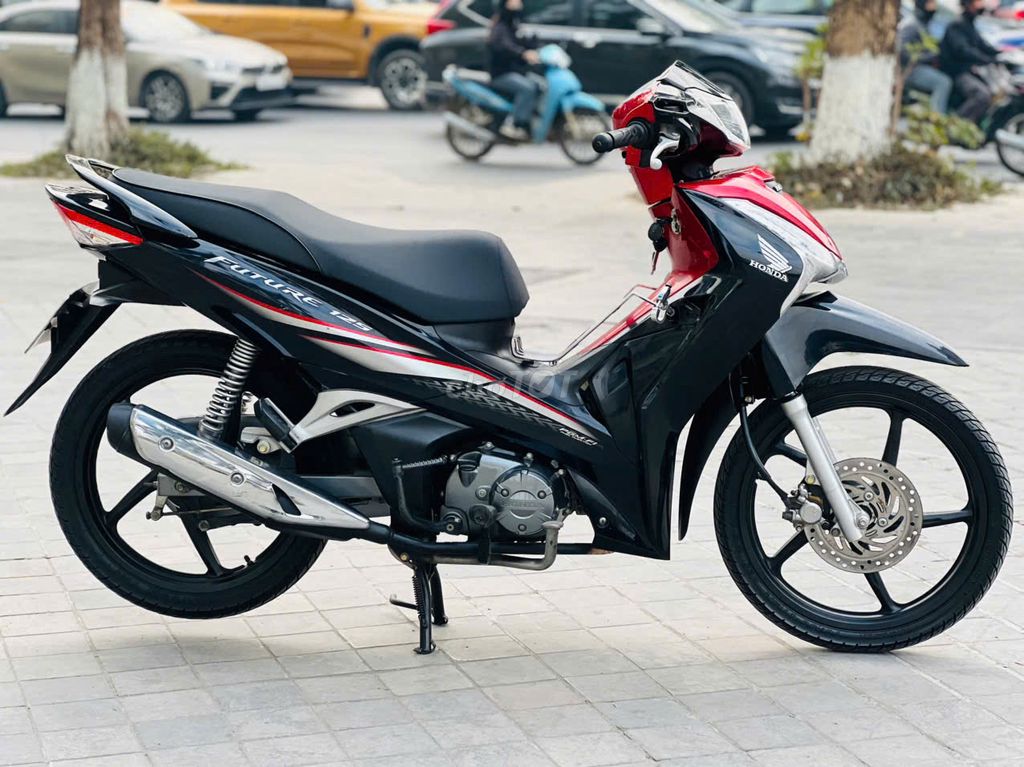 Оригинальный автомобильный цистерна Honda Future 125fi