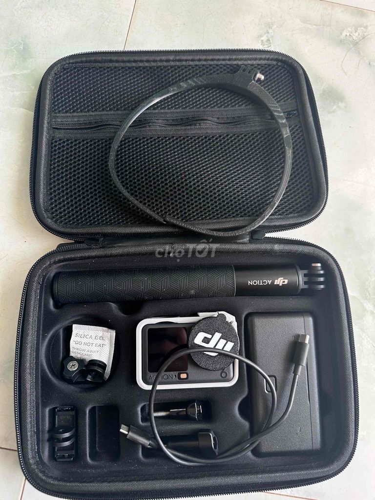 DJI Action 6 Đen. Mua bán Máy ảnh, Máy quay tại Thành phố Buôn Ma Thuột Đắk Lắk được đăng bởi hiếu hình 1