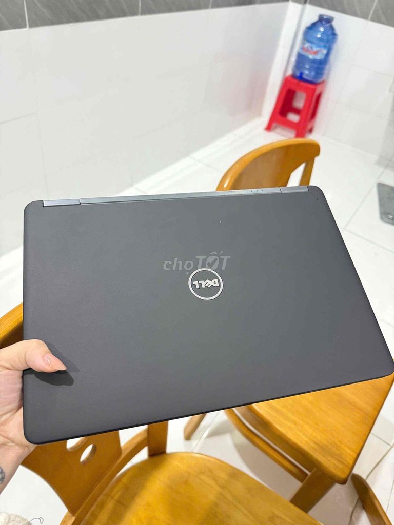 Pass lại laptop dell mới keng ạ. Mua bán Laptop tại Thành phố Thuận An Bình Dương được đăng bởi Ba boo hình 1