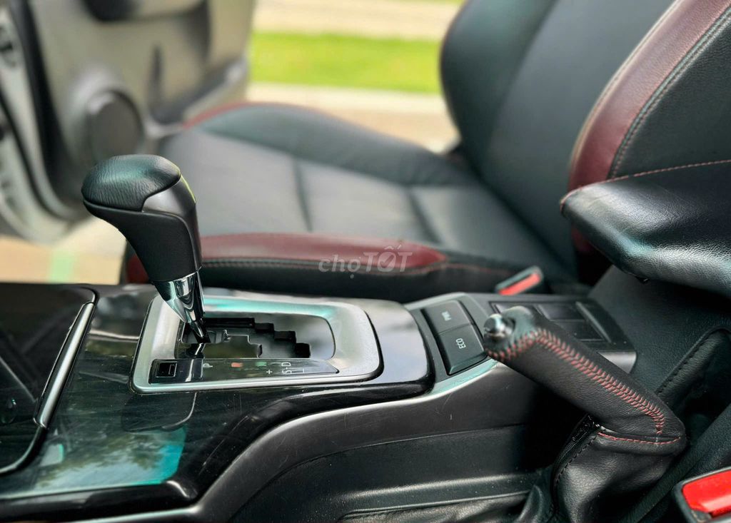 Toyota Fortuner Legender 4x2 AT 2023 - 29000 km. Mua bán Ô tô tại Thành phố Thủ Đức Tp Hồ Chí Minh được đăng bởi ĐỨC XE LƯỚT hình 10