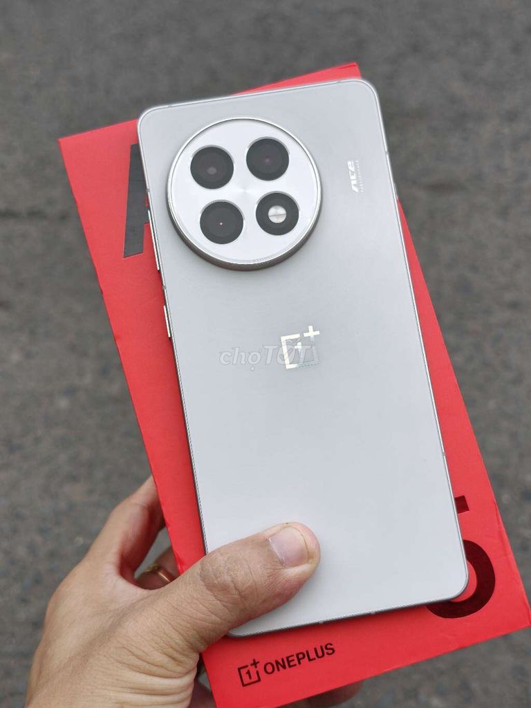 OnePlus Ace 5 Fullbox có ship cod. Mua bán Điện thoại tại Quận Bình Tân Tp Hồ Chí Minh được đăng bởi Anh Rin hình 1