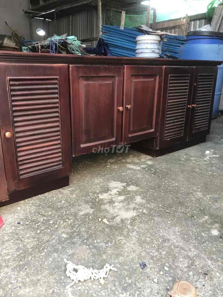 tủ kệ bếp bằng gỗ