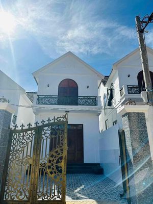 BIỆT THỰ 420m2- 3PN-SÁT DALAT-AN YÊN- DÂN TRÍ-VIEW RỪNG THÔNG SAU VƯỜN. Cho thuê nhà ở tại Huyện Lâm Hà Lâm Đồng được đăng bởi Phạm Thị Hoàng Diễm
