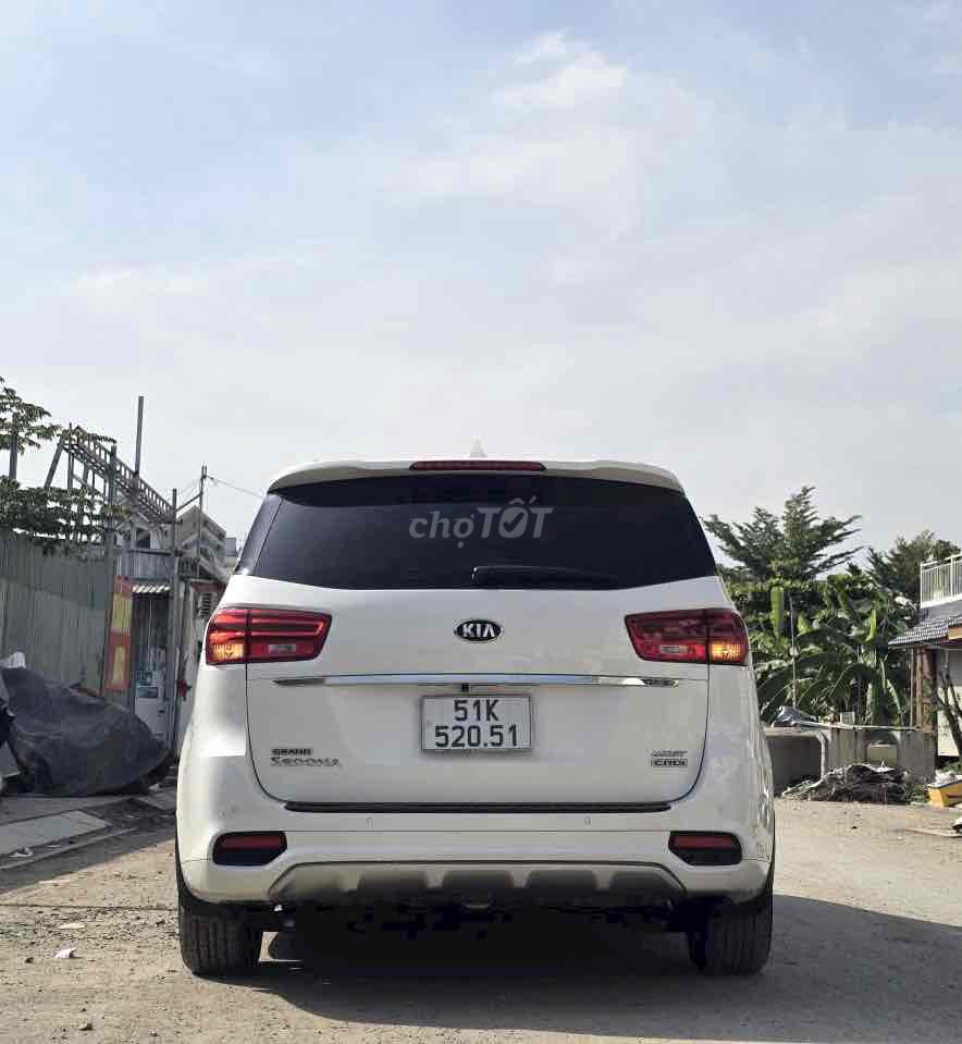 Kia Sedona 2.2 DAT LUXURY 2021 - 80000km. Mua bán Ô tô tại Quận Bình Tân Tp Hồ Chí Minh được đăng bởi Lê Văn hình 5