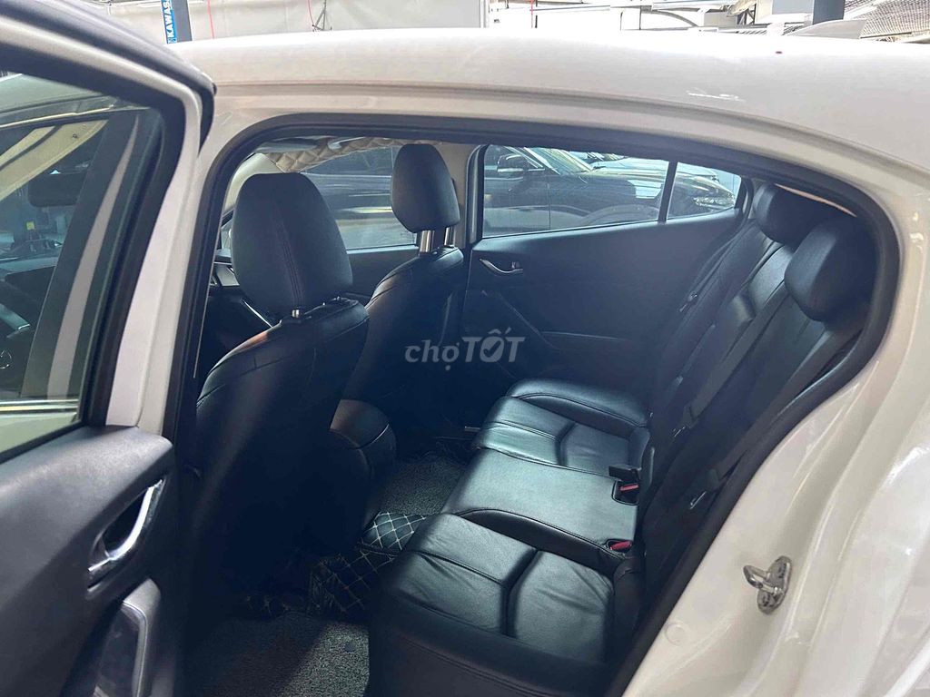 Mazda 3 2019 Sport 1.5L Premium - 45000 km. Mua bán Ô tô tại Thành phố Thủ Đức Tp Hồ Chí Minh được đăng bởi Trọng Thức hình 5