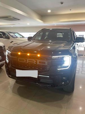 Ford Everest Sport 2025 15.900km Đen