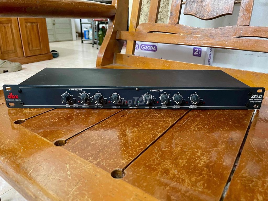 Crossover dbx 223XL hàng sài gia đình. Mua bán Tivi, Âm thanh tại Thành phố Hòa Bình Hòa Bình được đăng bởi thiếu gia hình 1