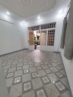 NHÀ HẺM XE HƠI VITRI ĐẸP KHU VỰC AN NINH SÁT TRƯỜNG HỌC PHAN BỘI CHÂU. Mua bán nhà ở tại Quận 12 Tp Hồ Chí Minh được đăng bởi Nguyễn Quí NHÀ PHỐ