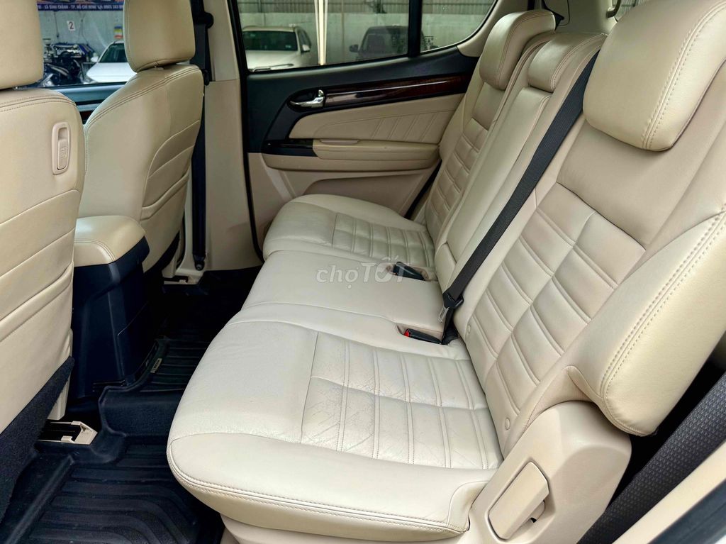 🆘🆘🆘MU_X 1.9Turbo 10/2019 Số Sàn Máy Dầu Nhập Thái. Mua bán Ô tô tại Huyện Bình Chánh Tp Hồ Chí Minh được đăng bởi Ôtô Nhiệm Nguyễn hình 12