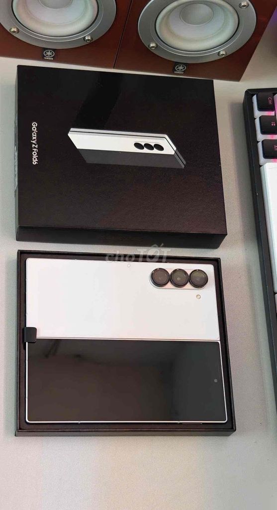 Samsung Galaxy Z Fold 6 256GB Trắng 99%. Mua bán Điện thoại tại Thành phố Đồng Xoài Bình Phước được đăng bởi Hoàng  Minh Phụng hình 1