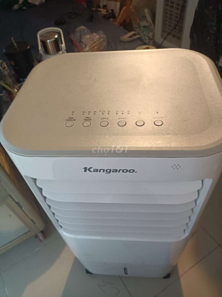 Quạt điều hòa Kangaroo Trắng. Mua bán Quạt tại Quận 7 Tp Hồ Chí Minh được đăng bởi Leo nguyen hình 1