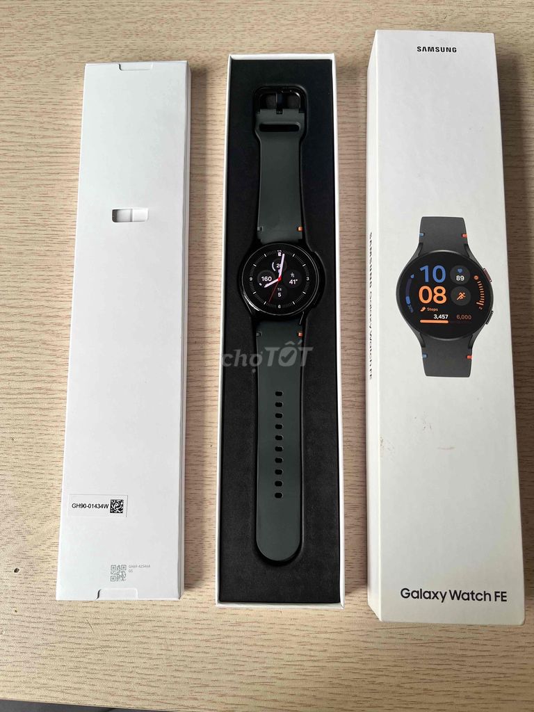 Samsung galaxy Watch FE nguyên hộp sạc. Mua bán Thiết bị đeo thông minh tại Quận Hoàng Mai Hà Nội được đăng bởi Minh hình 1
