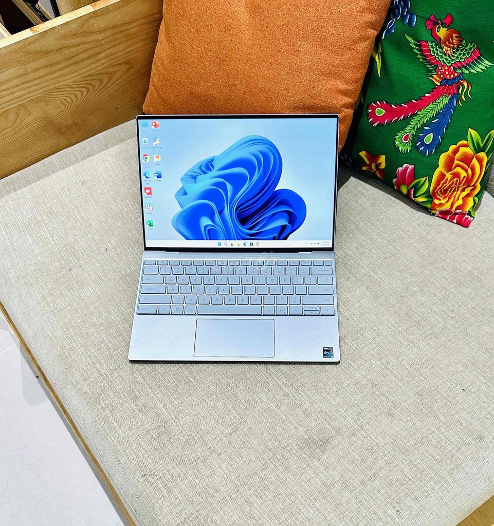Dell XPS 9315 Sky Blue like new i5/16/512. Mua bán Laptop tại Quận Hồng Bàng Hải Phòng được đăng bởi Trần Mạnh Cường hình 1