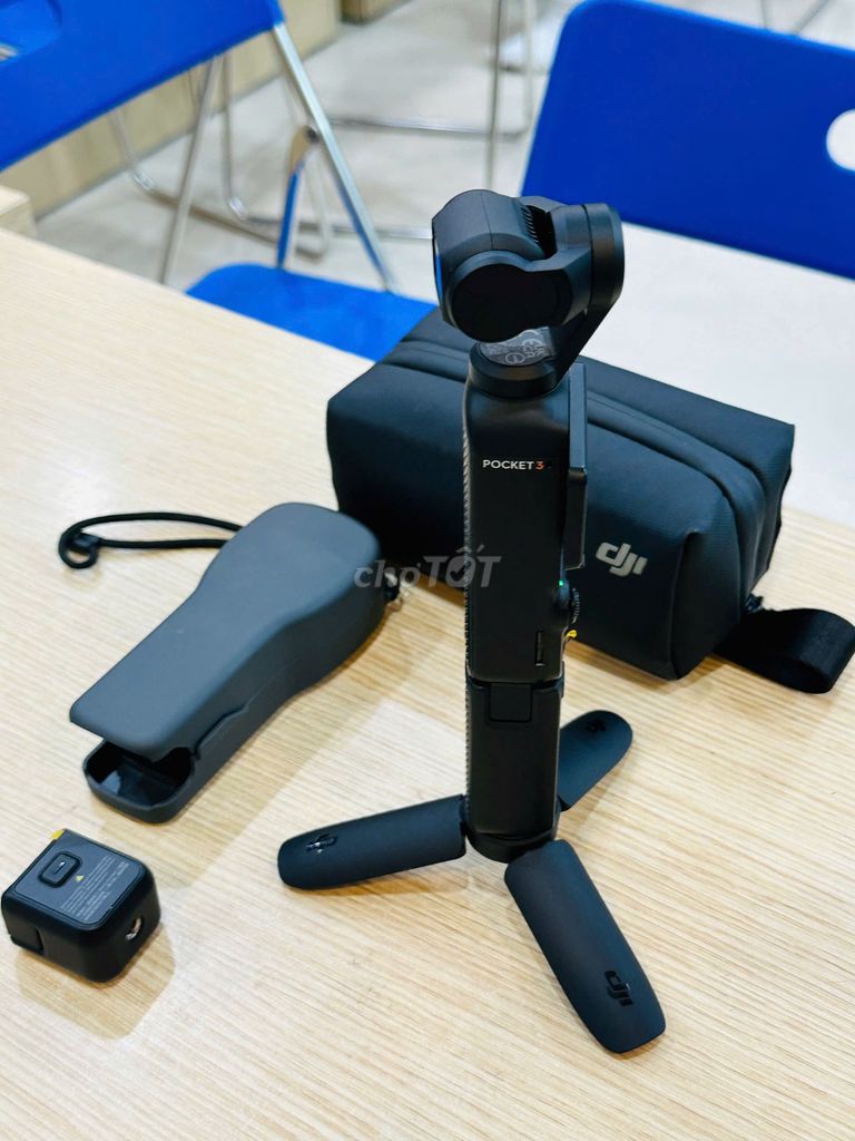 DJI POCKET 3 BẢN COMBO THIẾU MÍC QUAY TIKTOK VLOG. Mua bán Máy ảnh, Máy quay tại Quận Đống Đa Hà Nội được đăng bởi Nguyễn Thu hình 1