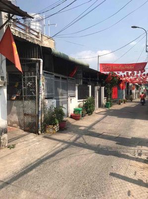 Bán dãy nhà trọ hẻm E8 đường Thới Hoà, xã Vĩnh Lộc, BC, giá 5,5 tỷ TL