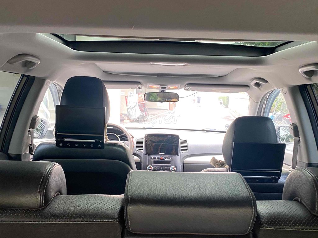 Kia Sorento 2010 - 64000 km. Mua bán Ô tô tại Thành phố Dĩ An Bình Dương được đăng bởi Trung tâm xe qua sử dụng Di An Ford hình 11