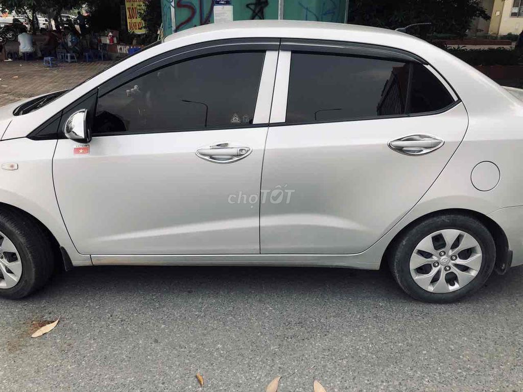 Hyundai Grand i10 2018 Sedan 1.2 MT - 250000 km. Mua bán Ô tô tại Huyện Hoài Đức Hà Nội được đăng bởi Bùi Thành hình 4