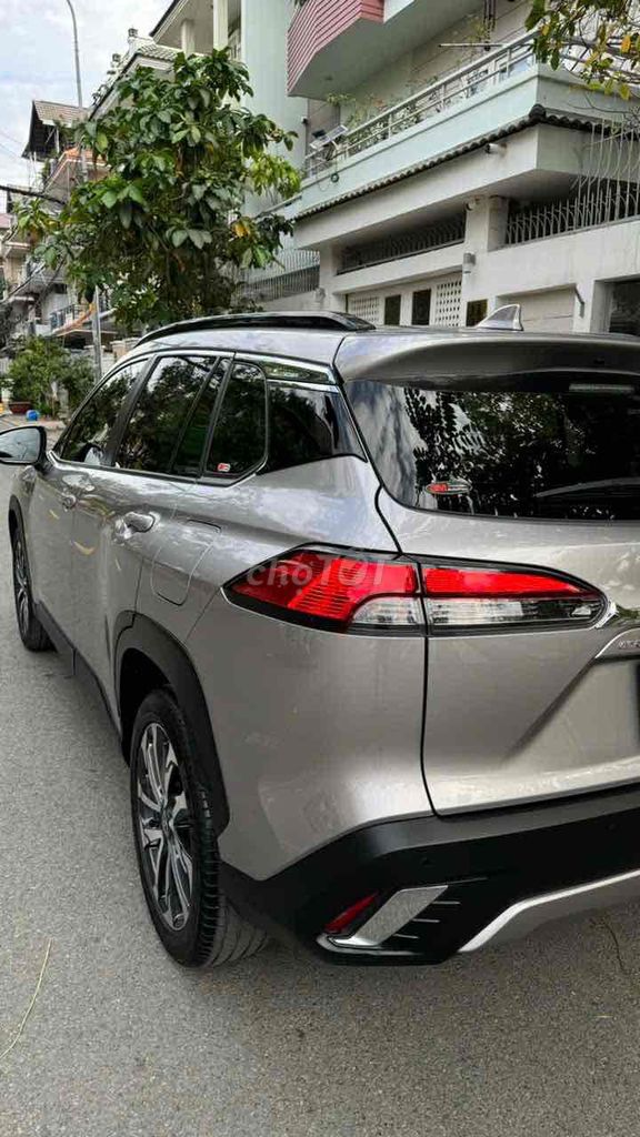 Toyota Corolla Cross 2023 Bạc 9789km. Mua bán Ô tô tại Quận 8 Tp Hồ Chí Minh được đăng bởi trung vương hình 3