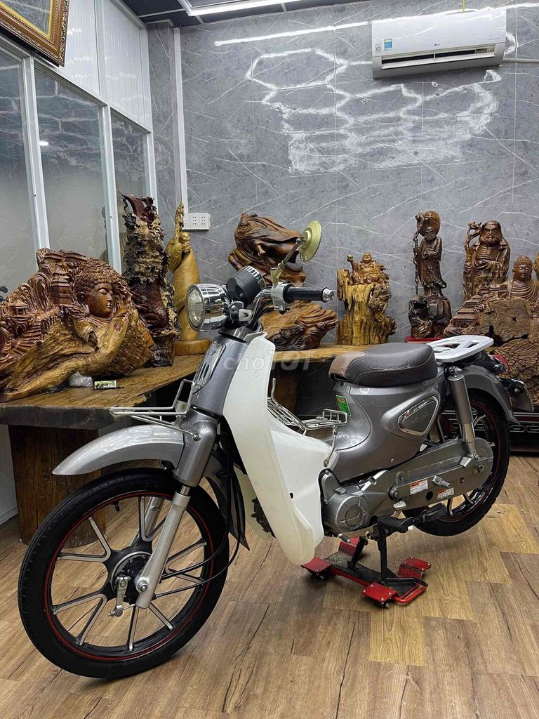 Cub 50cc chính chủ bstp mẫy ghi đong trần bánh mâm