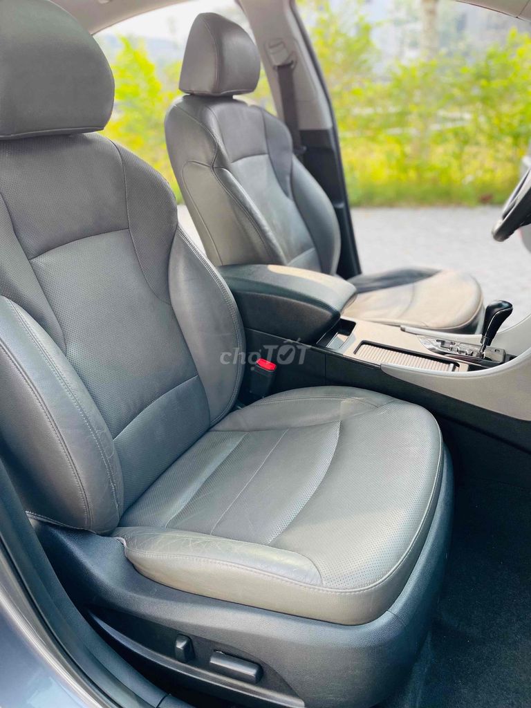 Hyundai Sonata 2012 Xám. Mua bán Ô tô tại Thị xã Sơn Tây Hà Nội được đăng bởi Chữ Tín hình 10