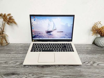 Acer Aspire thế hệ 11 mỏng nhẹ. Mua bán Laptop tại Quận Đống Đa Hà Nội được đăng bởi Cửa hàng công nghệ Brostore