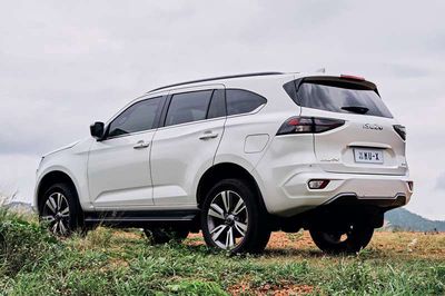 Xe 7 chỗ nhận chở khách đi muôn nơi giá cực rẻ. Dịch vụ tại Huyện Nhà Bè Tp Hồ Chí Minh được đăng bởi ph