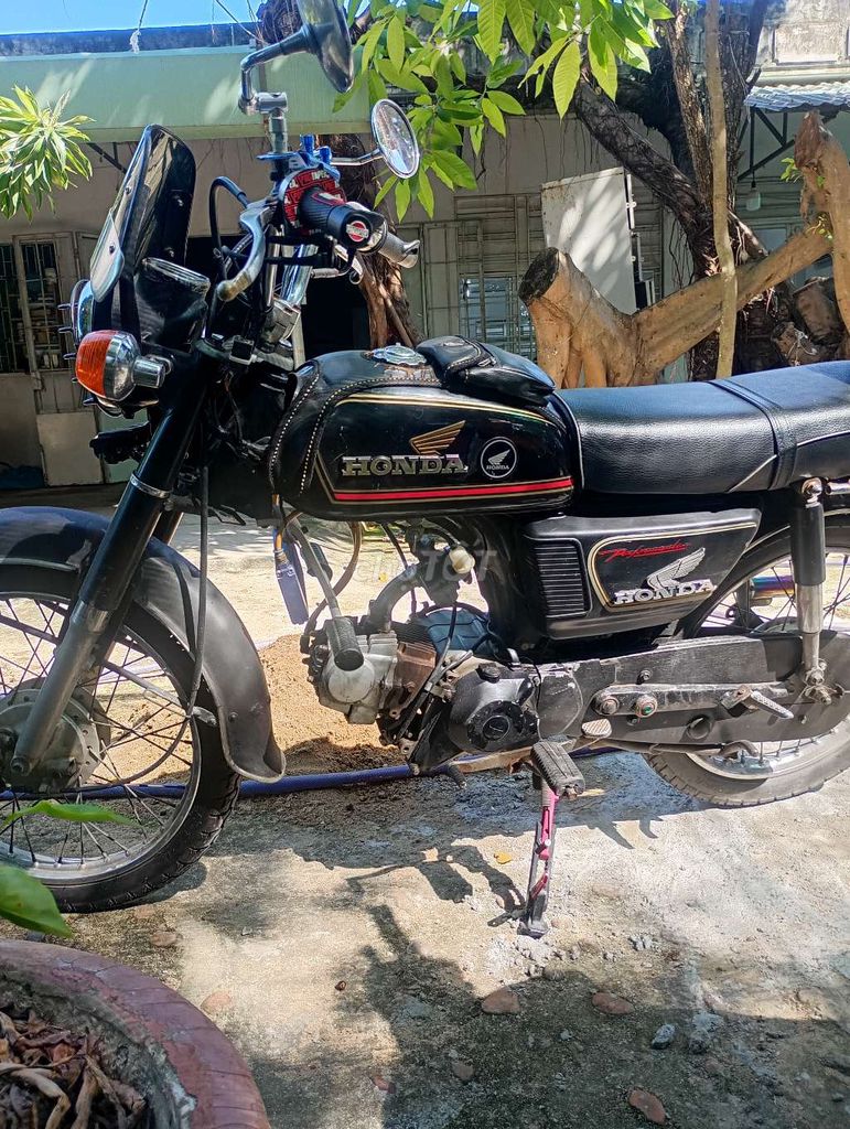 Xe đẹp máy êm. Mua bán Xe máy tại Quận Liên Chiểu Đà Nẵng được đăng bởi Huy hình 2