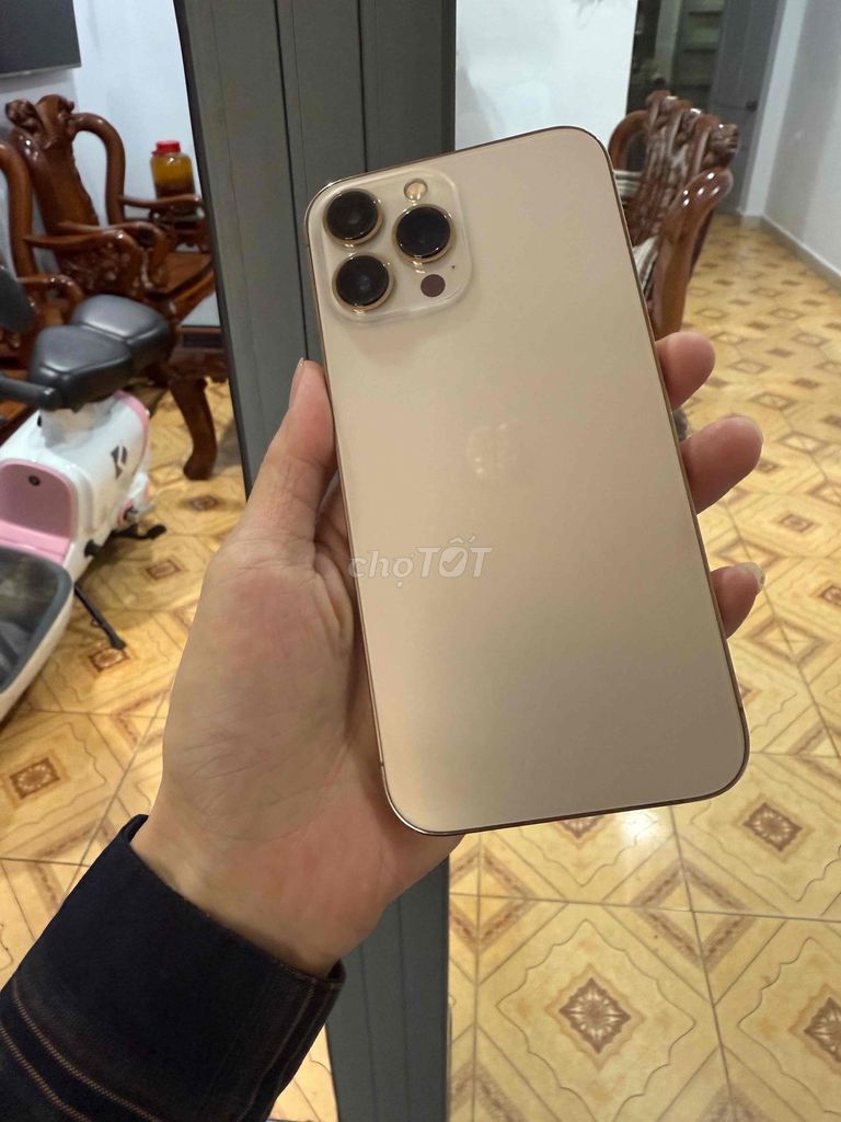 Apple iPhone 13 Pro Max 256GB Vàng 99%. Mua bán Điện thoại tại Thành phố Buôn Ma Thuột Đắk Lắk được đăng bởi Nguyễn Tâm hình 1