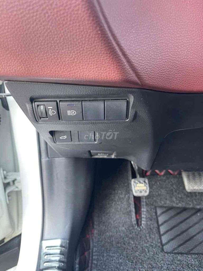 Toyota CorollaCross 1.8V 2021 86000km. Mua bán Ô tô tại Huyện Bình Chánh Tp Hồ Chí Minh được đăng bởi Phúc hình 11