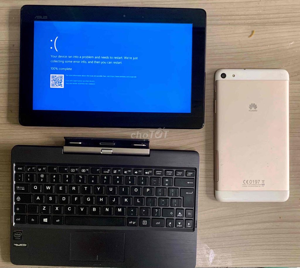 Laptop mini 2 trong 1 Asus Đen. Mua bán Laptop tại Quận Tân Bình Tp Hồ Chí Minh được đăng bởi BUÔN ĐỒ LINH TINH hình 1