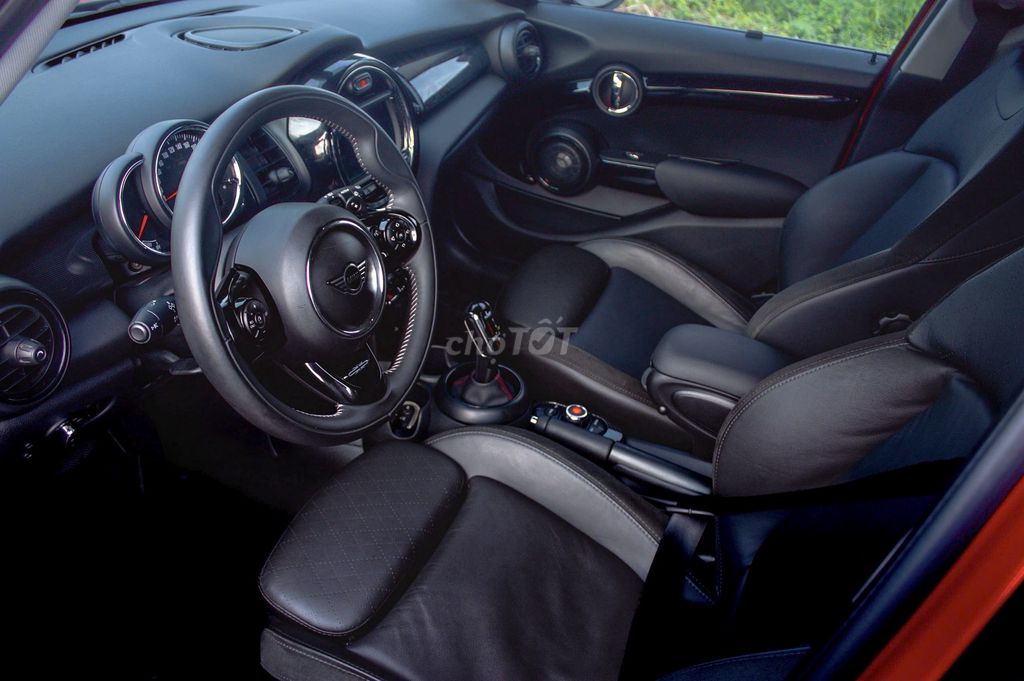 Mini Cooper S 5door model 2018 - Xe Siêu Lướt. Mua bán Ô tô tại Quận Tân Phú Tp Hồ Chí Minh được đăng bởi FatCar Auto hình 9