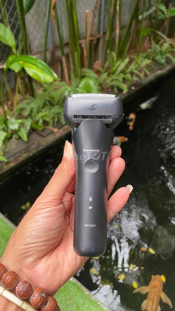 Máy cạo râu Panasonic ES-LT2B Đen. Mua bán Phụ kiện thời trang khác tại Thành phố Trà Vinh Trà Vinh được đăng bởi Huỳnh Lê Tân hình 1