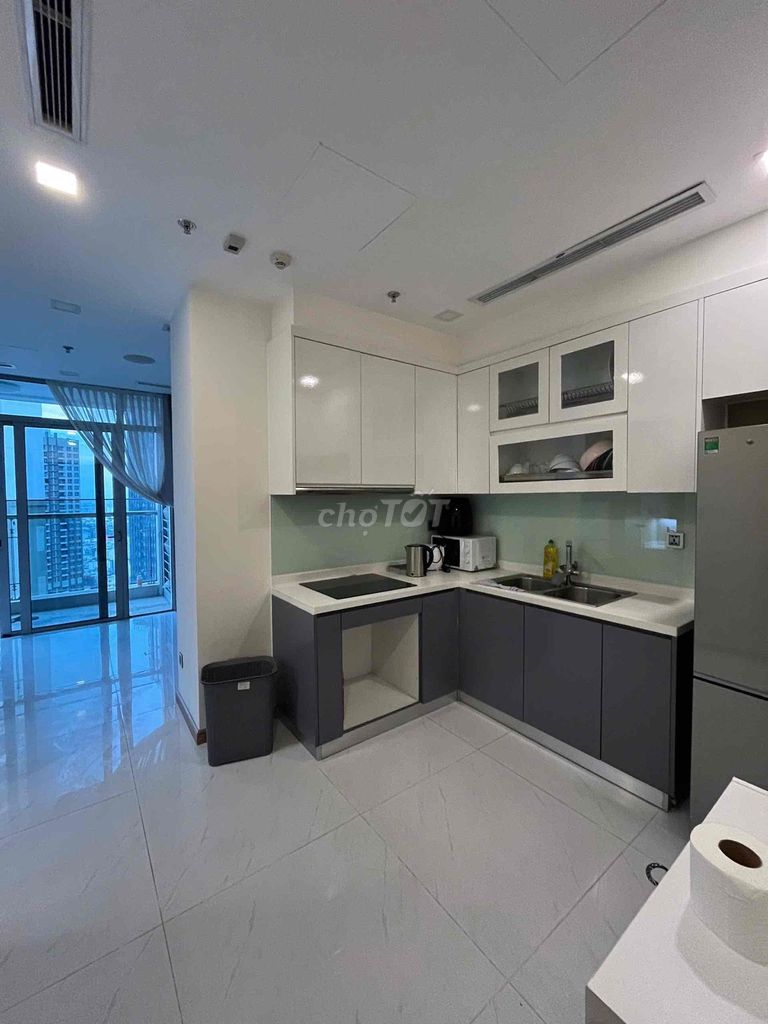 cho thuê căn Studio tại vinhome central park toà park 6a lầu 3x
