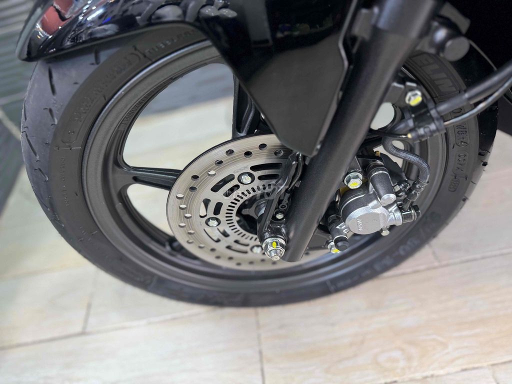 Honda AB 160 2024 Đen bóng kiễng Bstp. Mua bán Xe máy tại Quận Bình Thạnh Tp Hồ Chí Minh được đăng bởi kelwin hình 3