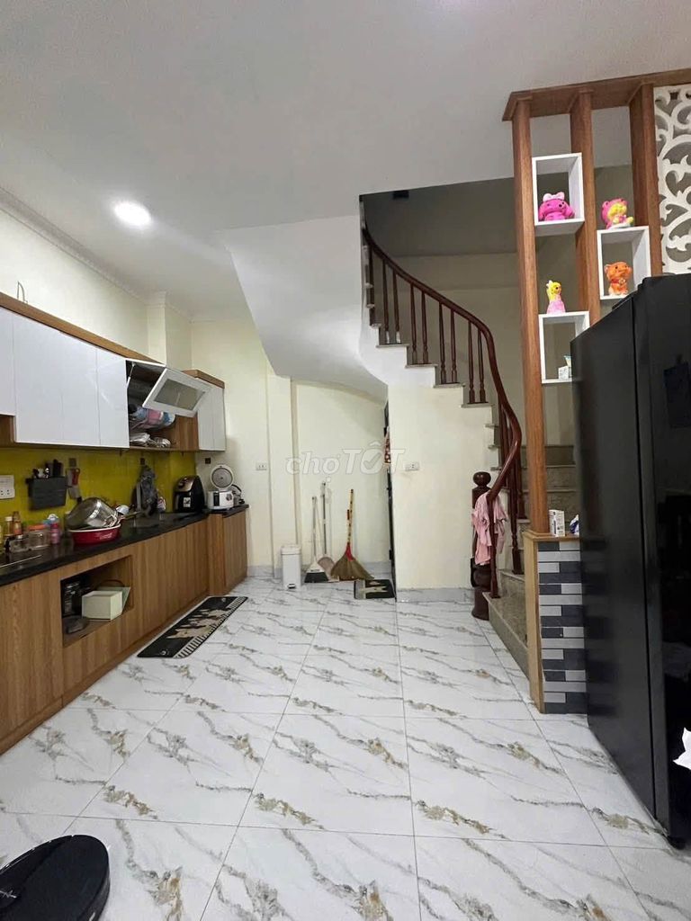 Nhà 39m2 5 Tầng 3 Ngủ 9.4 Tỷ Hồ Tùng Mậu - ảnh 3
