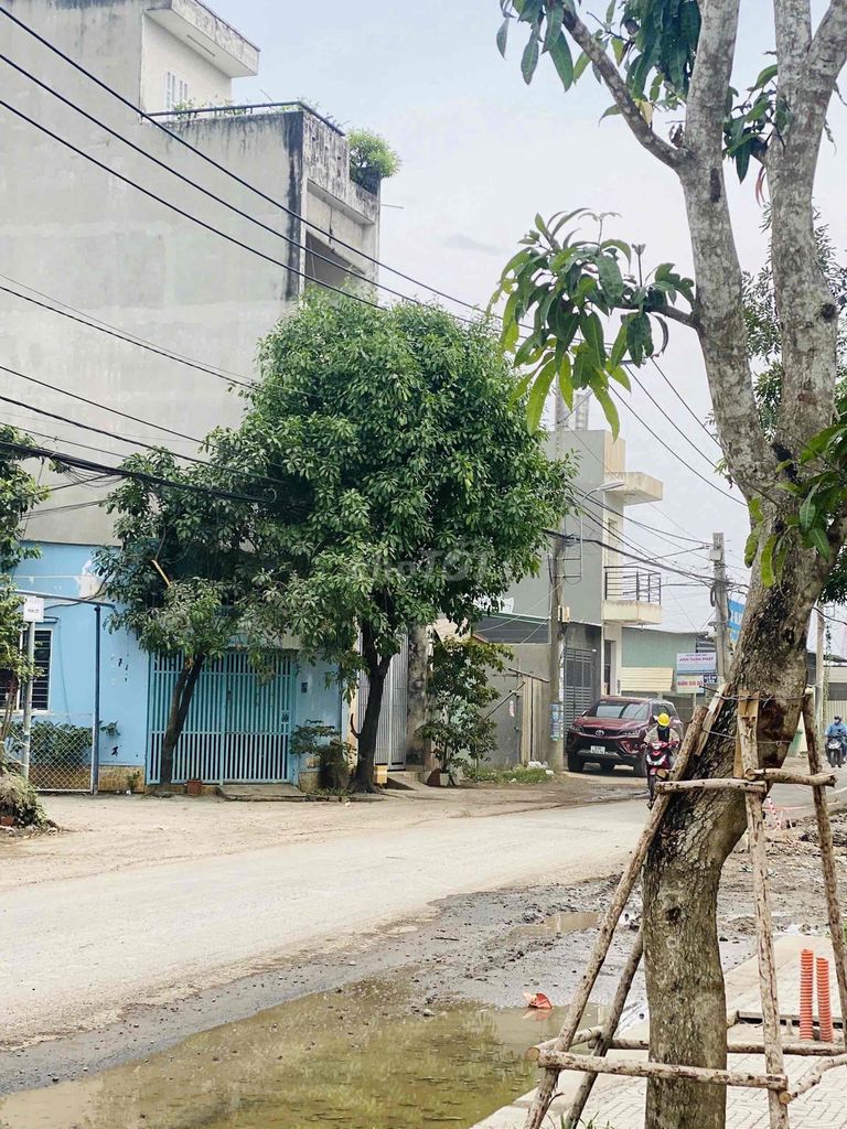 Chính chủ bán đất Mặt Tiền Phước Thiện đối diện Công viên Vinhome Q9