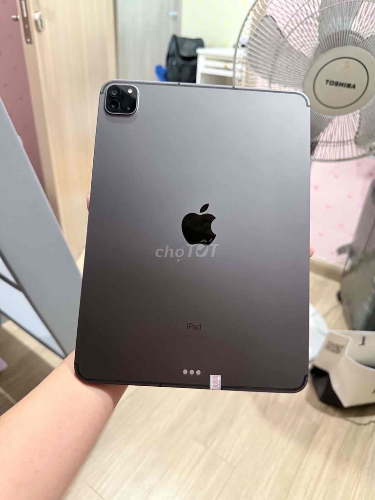 Apple iPad Pro M1 11 inch 128GB Xám 5G. Mua bán Máy tính bảng tại Quận Nam Từ Liêm Hà Nội được đăng bởi Lương Phúc Thiện hình 1