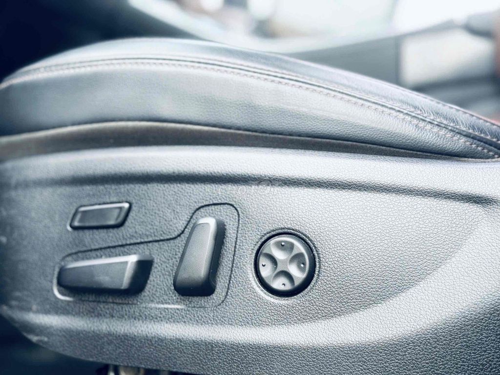 Hyundai Santa Fe 2022 2.2 full dầu odo 3v km. Mua bán Ô tô tại Quận Gò Vấp Tp Hồ Chí Minh được đăng bởi Nam 48 AUTO hình 16