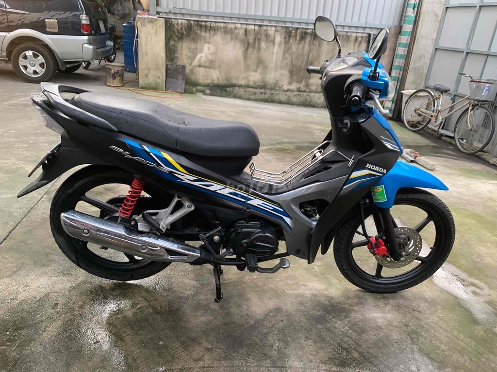 bán Honda Blade 110 màu xanh đen mâm đỉa 2021 bstp